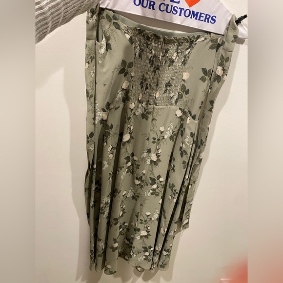 Reformation twilight dress in verde size 6 - Picture 3 of 5